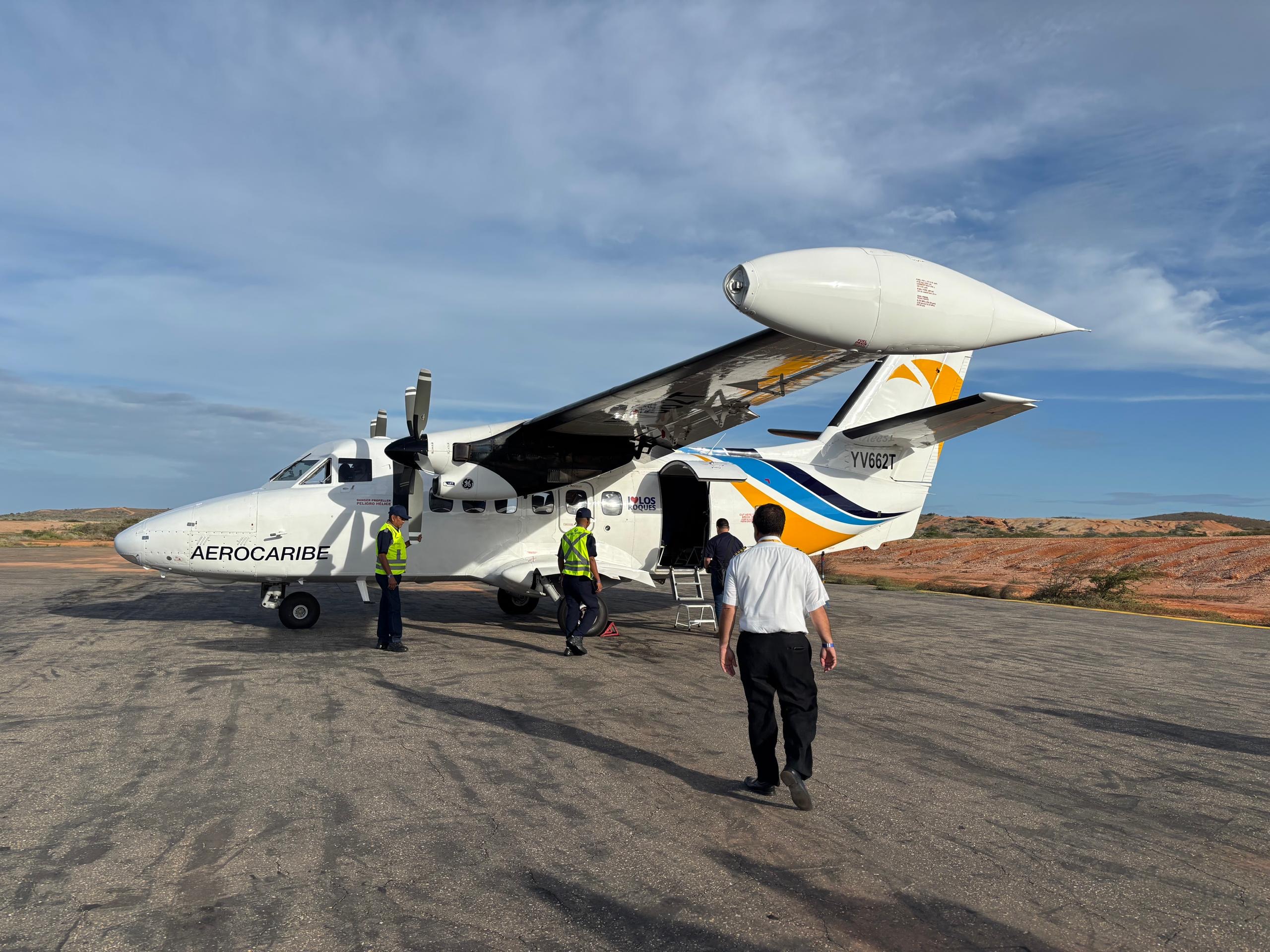 Aerocaribe inaugura vuelo directo a Isla de Coche