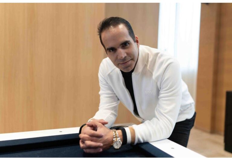 Manuel Rojas, un visionario que ayuda a crecer